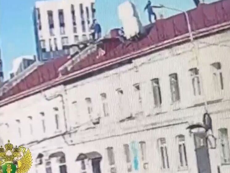 Прокуратура добилась выплаты компенсации ребенку, пострадавшему от падения утеплителя с крыши дома