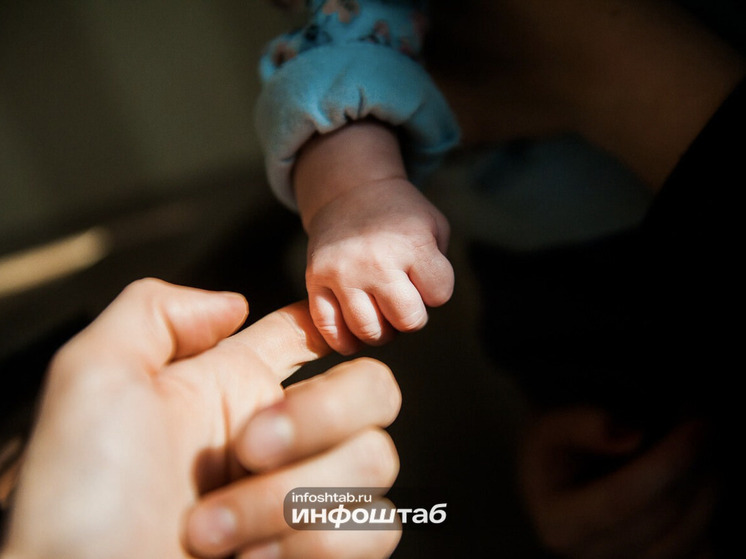 В Астрахани у новорожденных мальчиков лидирует имя с древнегреческим происхождением