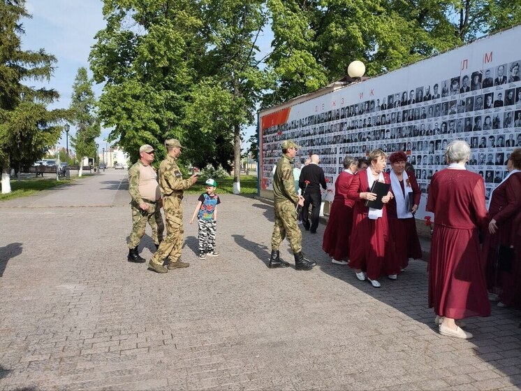 В Ишиме торжественно открыли «Стену памяти»