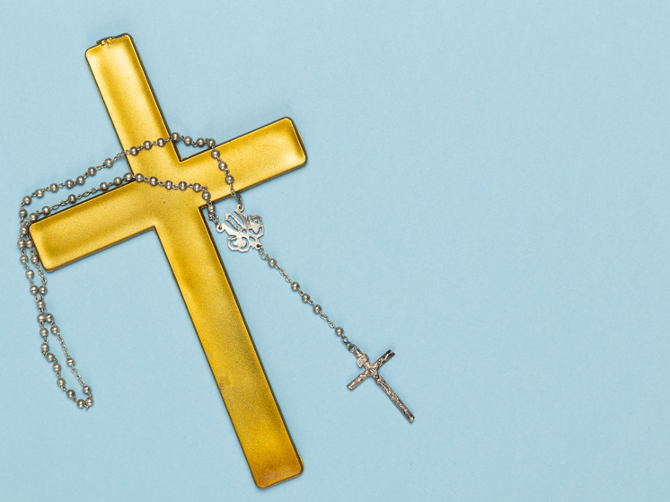 Священники рассказали, почему «православные украшения» могут быть опасны