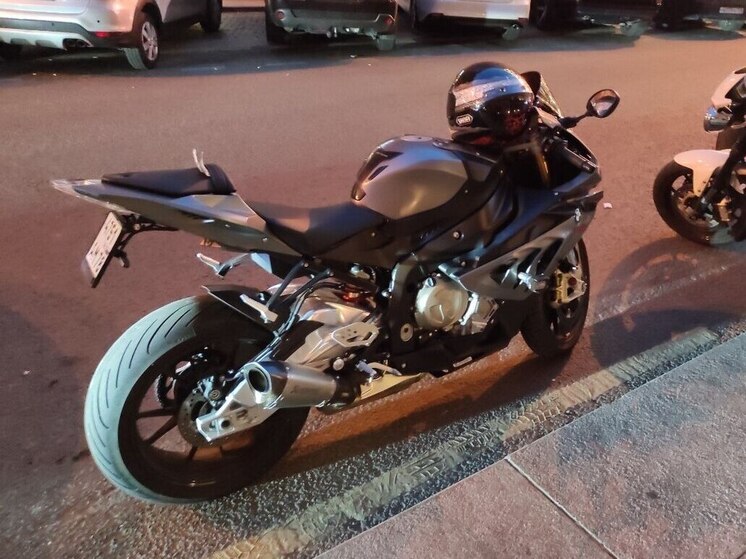 Двое юношей пытались убежать от полиции после угона мотоцикла в Абакане