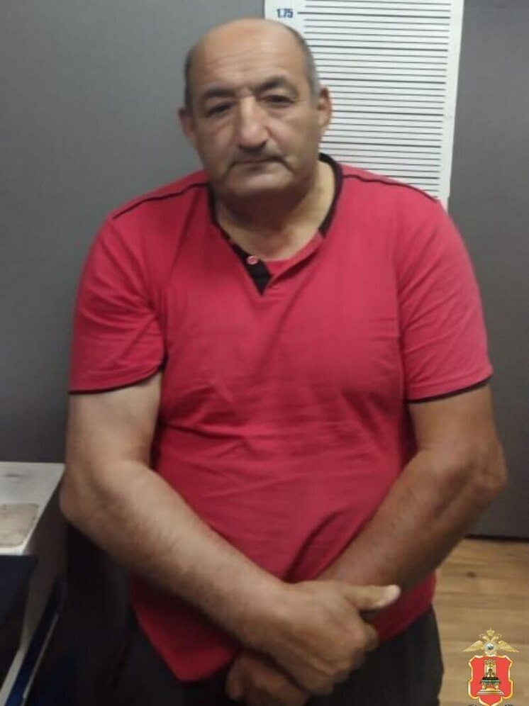 Полицейские нашли водителя SHACMAN, который угрожал инструктору и ученику в Твери