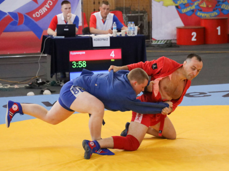 Пензенский самбист Алексей Будимиров стал чемпионом ЦВО