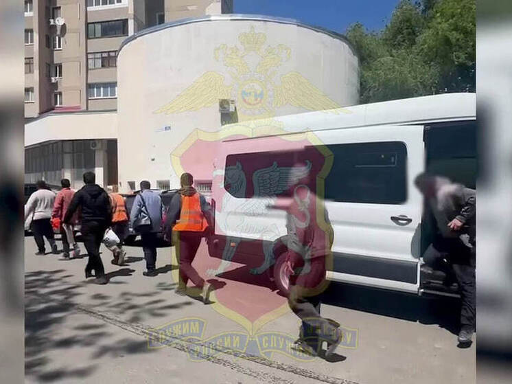 На стройке в Симферопольском районе нашли 9 нелегалов
