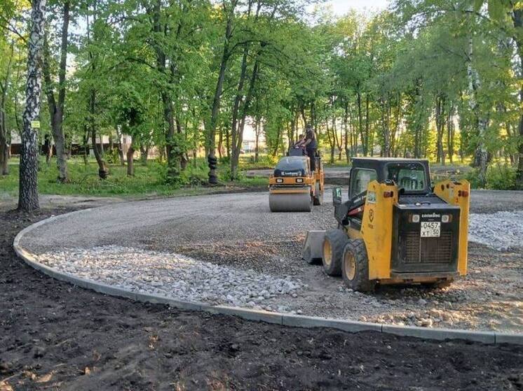 В Волновахе восстанавливают главное место отдыха горожан