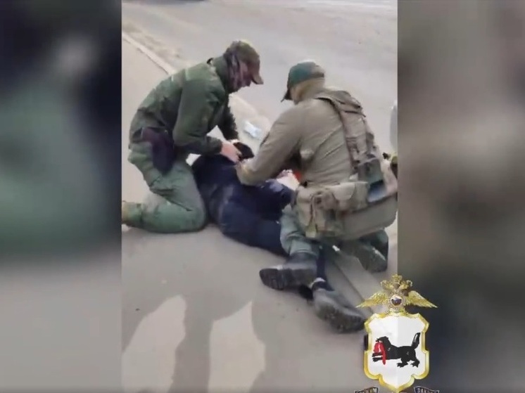 Двух наркораспространителей задержали в Тулунском районе