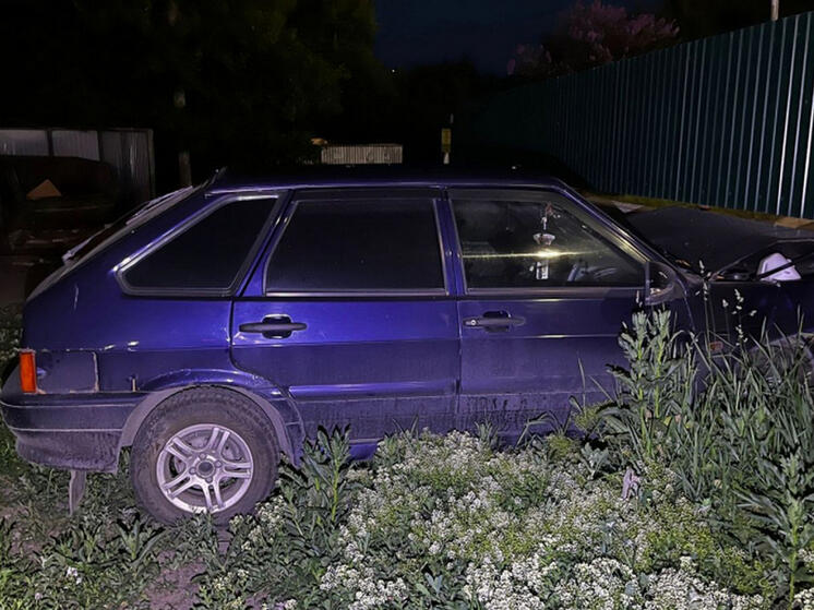 Пьяный житель Саратова угнал ВАЗ у липчанина и устроил ДТП