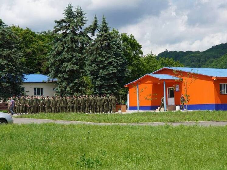 В Нальчике открыли военно-патриотический молодежный лагерь «АВАНГАРД»