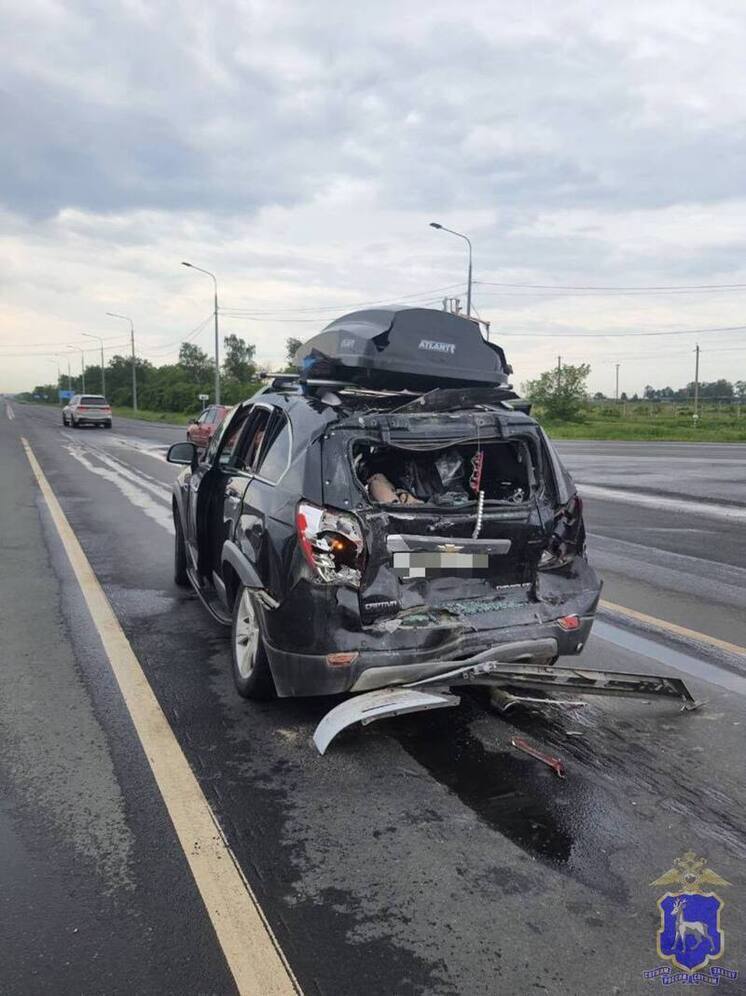 В Самарской области 33-летний водитель фуры влетел в Chevrolet на трассе М-5