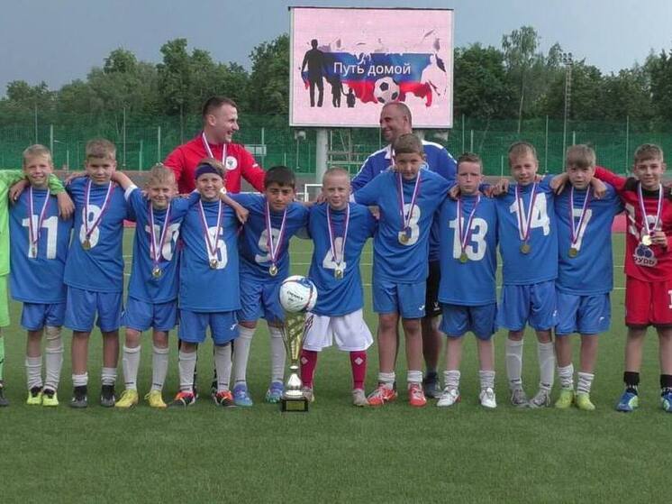 У юных токмачан – золотой Кубок Всероссийского турнира по футболу