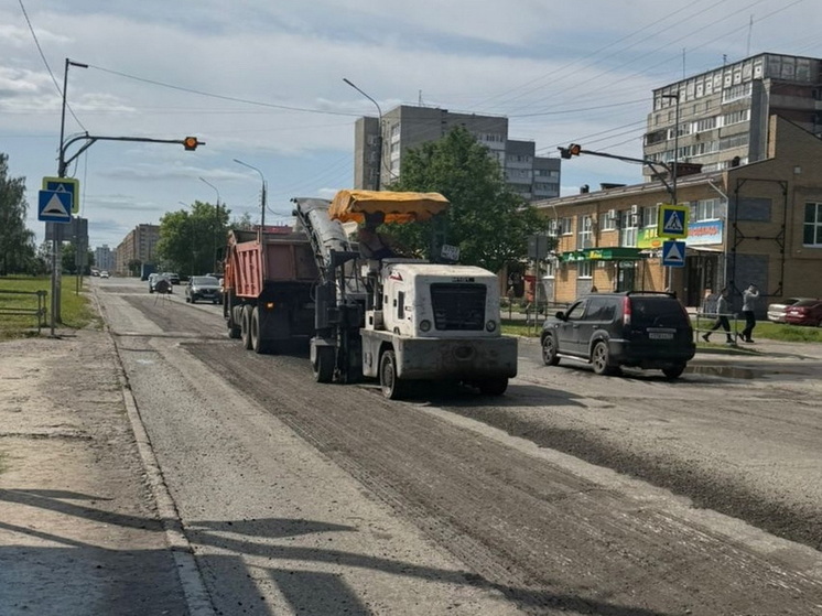 В Йошкар-Оле продолжается ремонт улиц и обустройство остановок