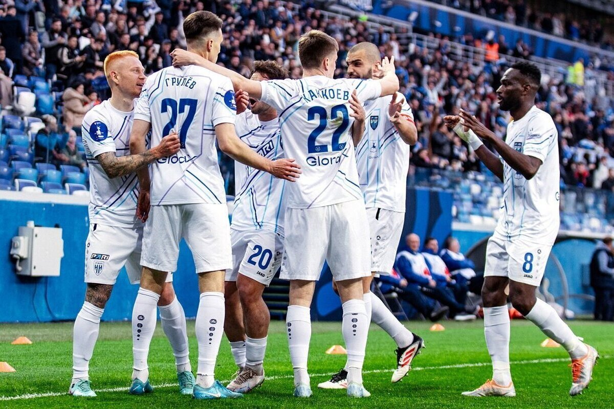 Особенности регламентных норм российского футбола создают занимательные коллизии для "Нижнего Новгорода"