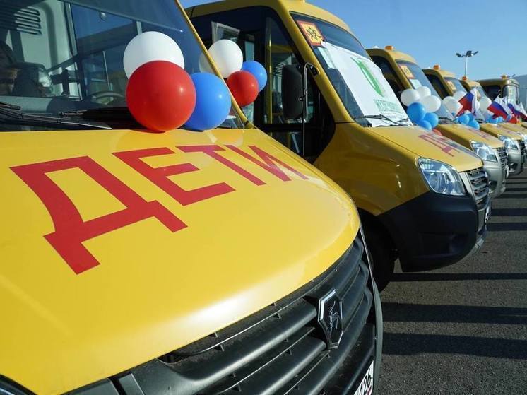 Кировский округ Ставрополья получил два новых школьных автобуса