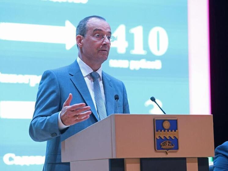 Председатель ЗСК Юрий Бурлачко выступил с отчётом перед анапчанами