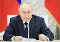 Президент РФ Владимир Путин сегодня в ходе совещания с кабмином заявил, что Киев делает ставку на терроризм, поэтому с ним не о чем разговаривать