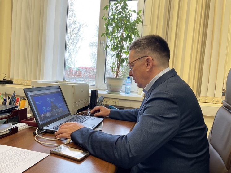 Депутат из НАО принял участие в выездном заседании в Норильске