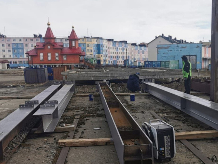 Строительство физкультурно-оздоровительного центра началось в поселке Угольные Копи