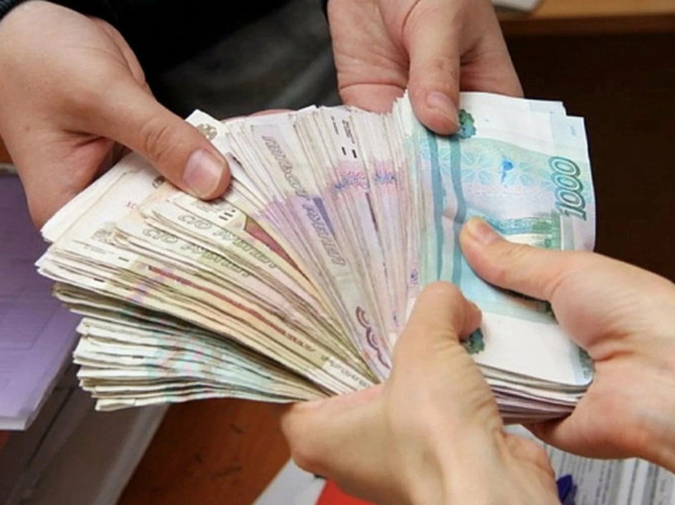 Уроженца Чукотки заочно приговорили к семи годам за организацию кражи из банка