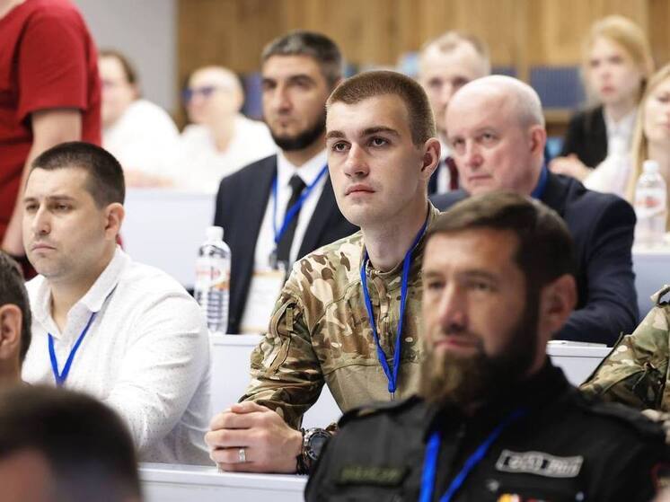 В. Федорищев: в «Школе героев» Самарской области очередное пополнение