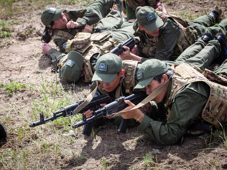 В Бурятии завершился региональный этап военной игры «Зарница 2.0»