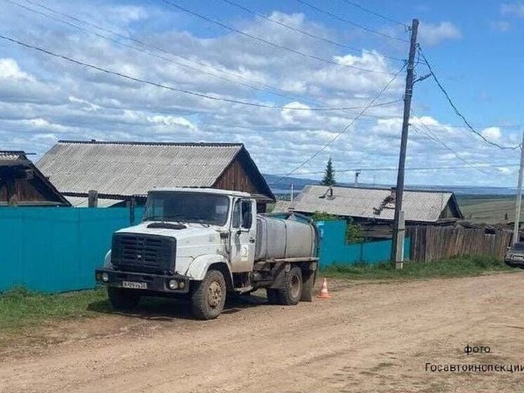 Водитель ЗиЛ в Усть-Уде сбил пятилетнего мальчика