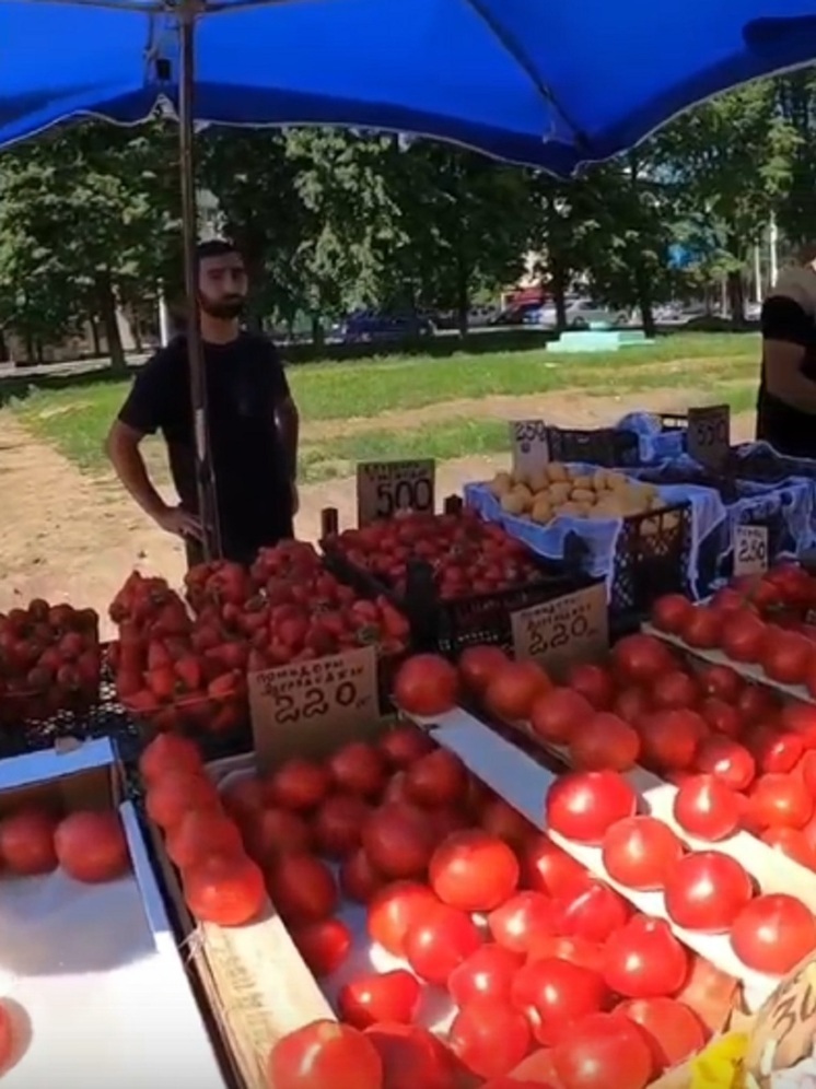В Орле проходят рейды по нелегальной уличной торговле продуктами