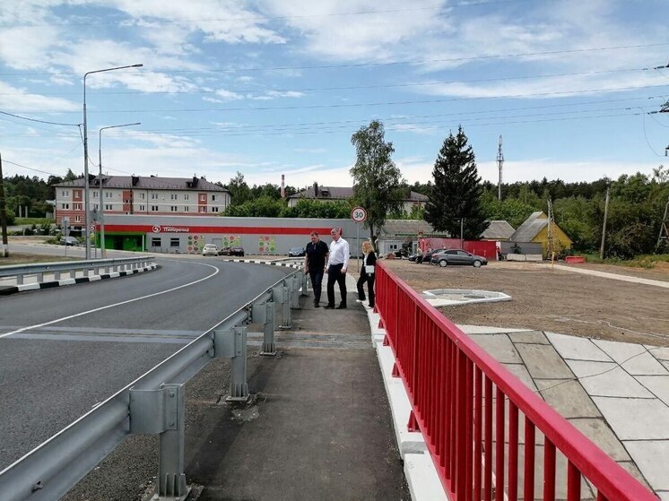 В Дзержинском районе проверили выполнение наказов жителей