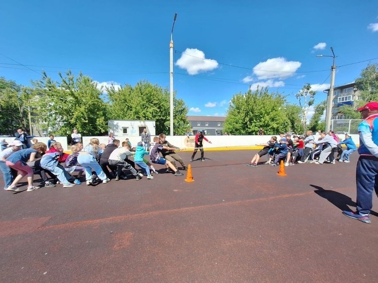 В округах депутатов думы Иркутска Павла Кудеева и Юрия Коренева прошли детские праздники