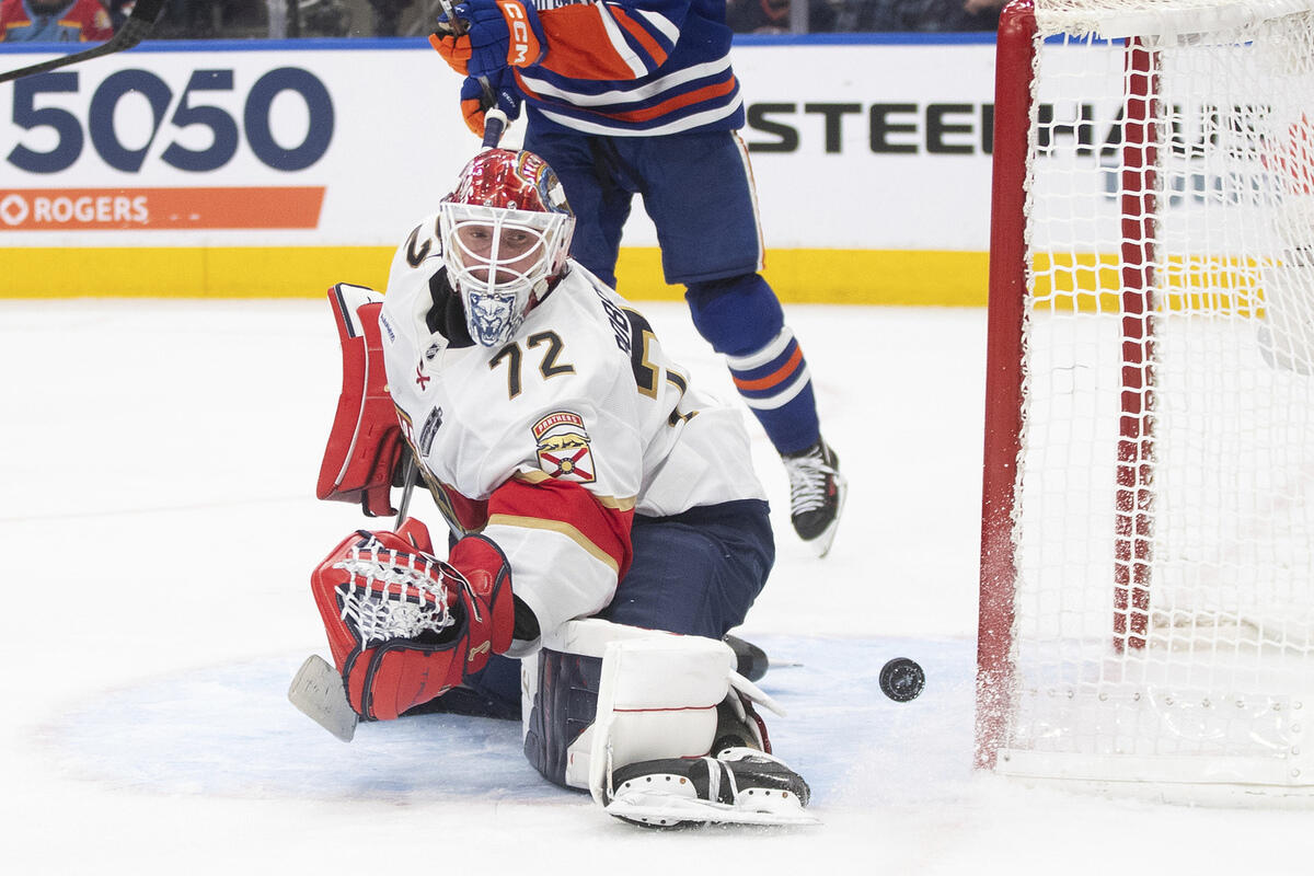 Российский голкипер «Флориды» отразил 42 броска, но для победы этого оказалось мало