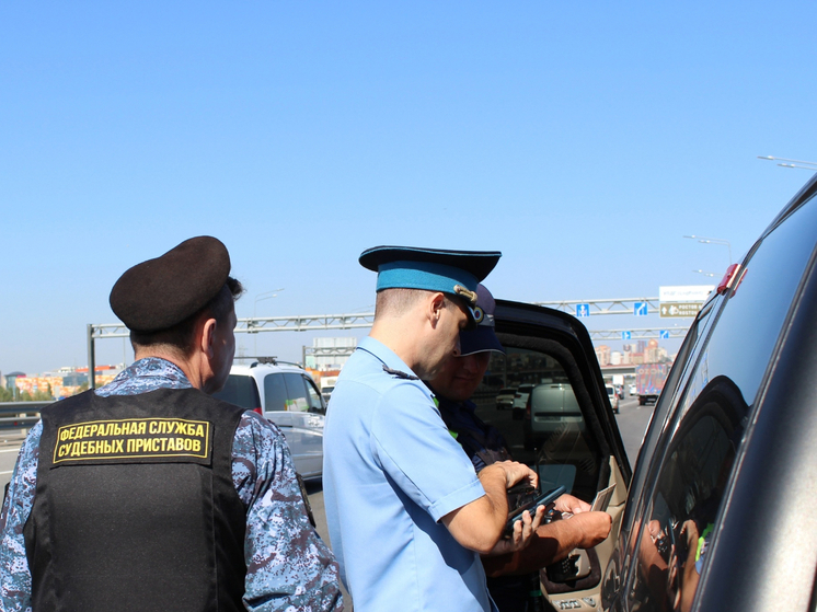 В Ростовской области у должников забрали более 60 машин