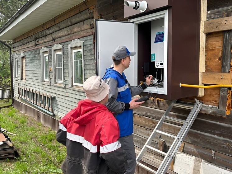 В микрорайоне Белая Гора Архангельска к природному газу подключают дома
