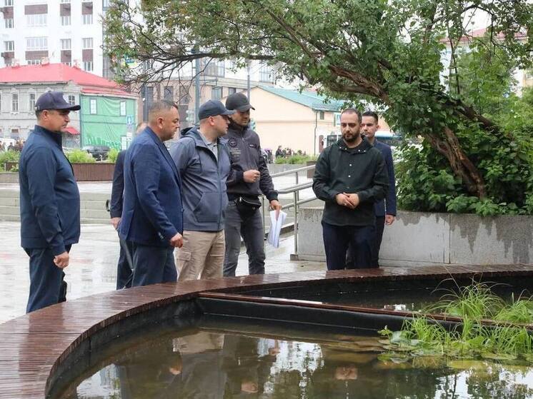 Ратмир Мавлиев рассказал о планах по преображению сквера у кинотеатра «Родина»