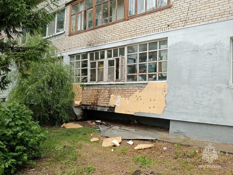 В Малоярославце спасатели проникли в горящую квартиру через балкон
