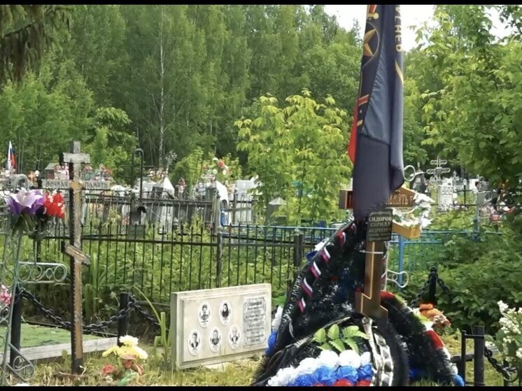 Могилы бойцов СВО осквернили на кладбище в Нижегородской области