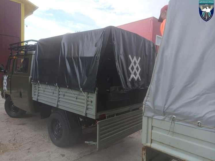 Противопожарные ранцы и квадрокоптер отправили в зону СВО дорожники из Орловской области