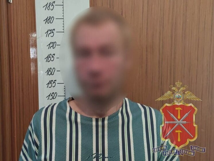 Похитителя оставленного на лавочке смартфона вычислила полиция Донского