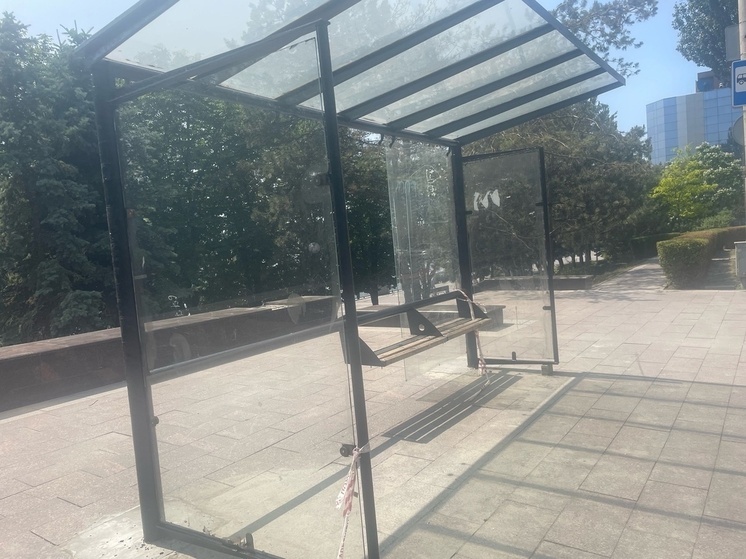 В Ростове на Береговой разбили новую остановку