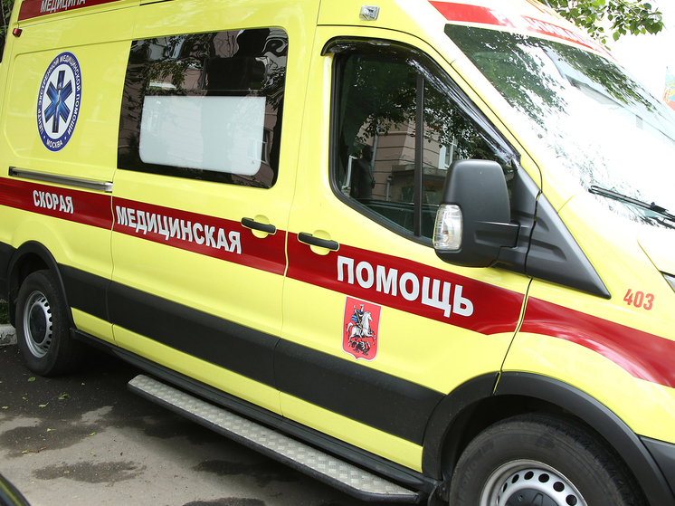 15-летний подросток был найден мертвым в четверг возле жилого дома в одном из городов на востоке Подмосковья с травмами, характерными для суицида