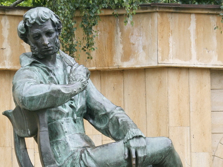 Более 3 тысяч юных жителей Предгорного округа Ставрополья приняли участие в Пушкинском арт-фестивале