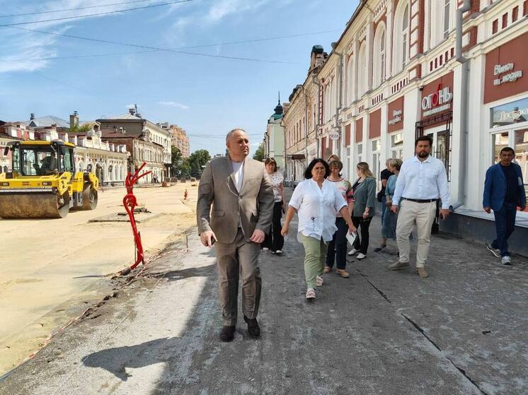 Тамбовский Арбат преображается: работы по благоустройству идут по плану