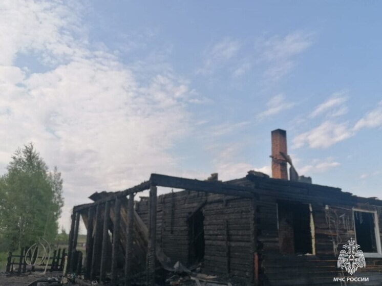 На пожаре в Верхнекетском районе сгорели дом и сараи