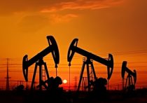 Несмотря на кратковременные незначительные провалы и взлеты стоимость нефти на протяжении всего мая оставались на относительно стабильном уровне - в коридоре $63-65