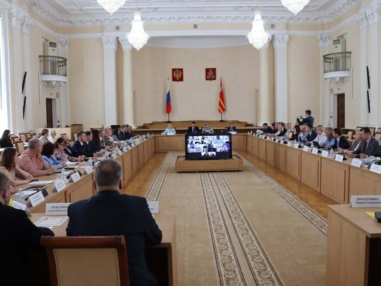 В Смоленске прошло заключительное заседание областной Общественной палаты седьмого созыва