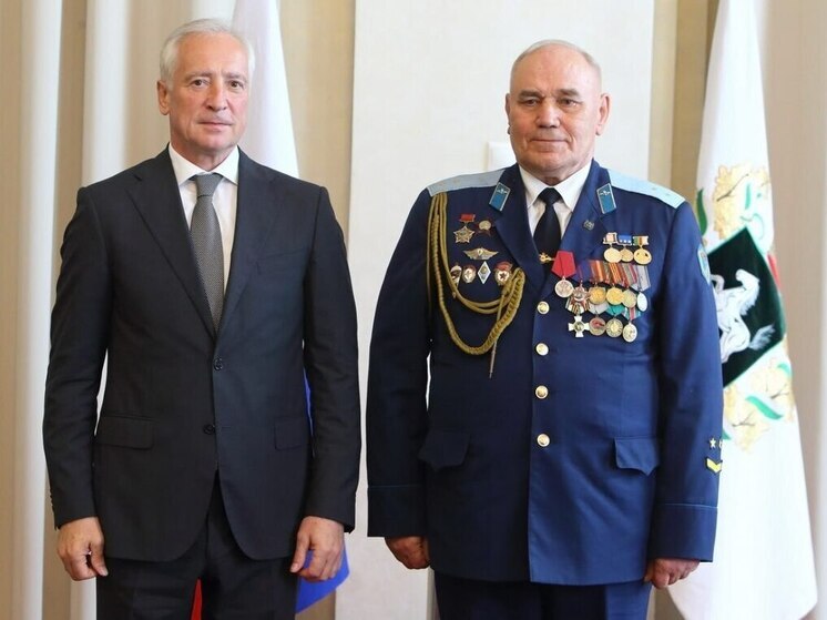 Мазур вручил госнаграды томичам за вклад в развитие региона и страны