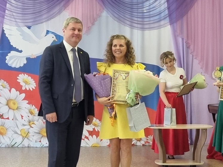 В Архангельске наградили лучших воспитателей!