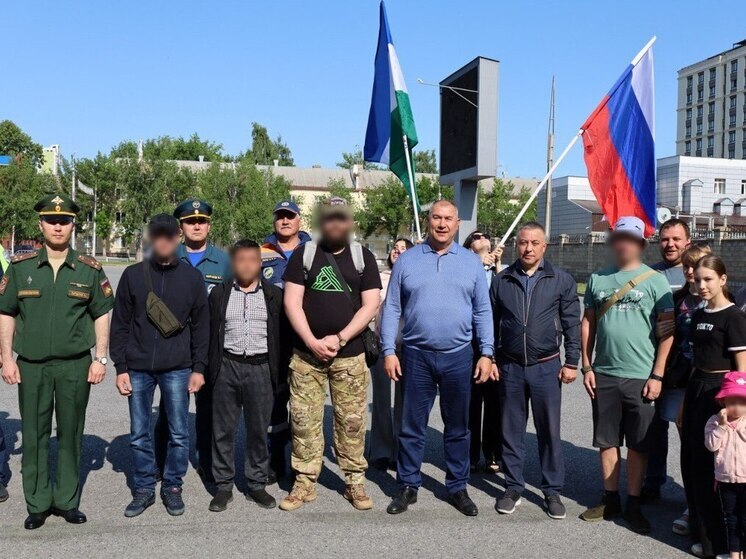 Из Уфы в зону СВО проводили военнослужащих после недолгого отпуска