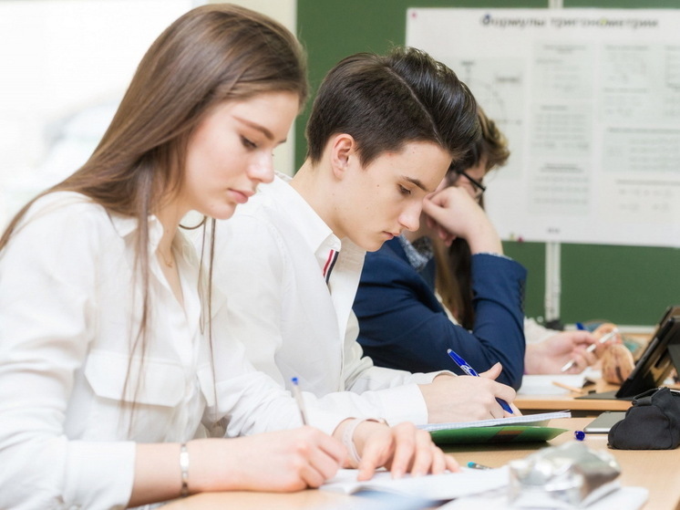 Больше 12 000 выпускников Марий Эл сдали экзамены на неделе