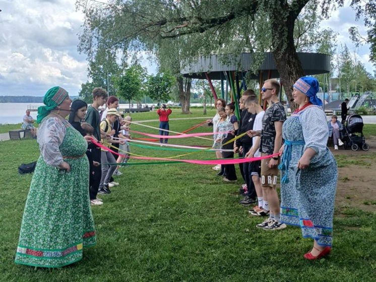 В Валдае состоялись «Бараночные потешки»