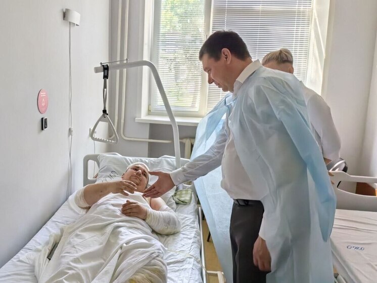 Пострадавший от атаки БПЛА в Мичуринске получает всю необходимую помощь