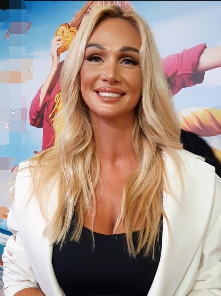 У Лопыревой подтяжка,  у Шишковой новый нос